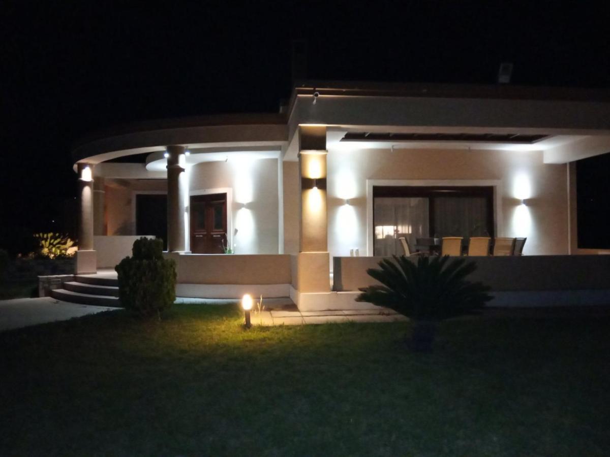 Kos Villa - Family Comfort With Large Garden, Jacuzzi Exteriér fotografie